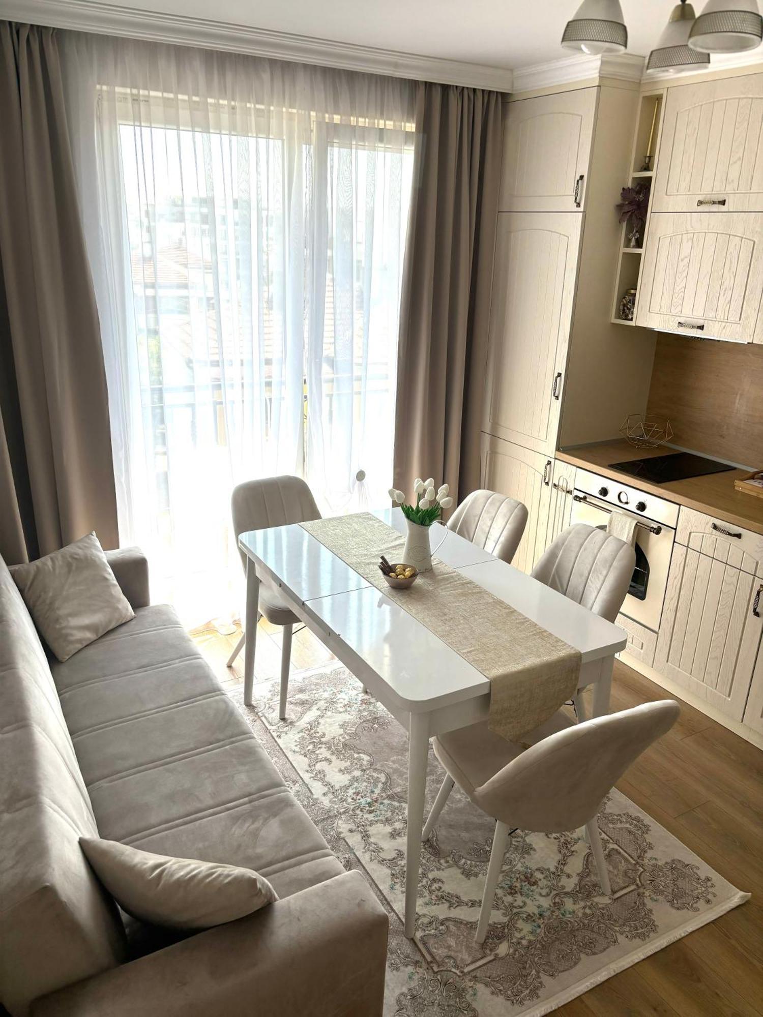 Triumph Apartment 부르가스 외부 사진